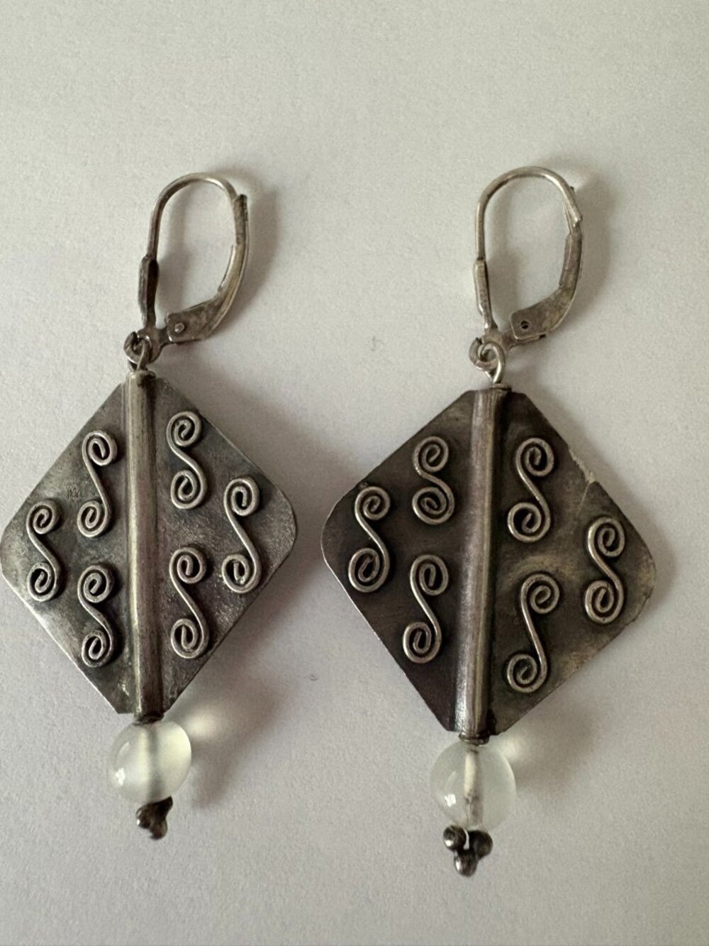 Vintage 925 Sterling Silver Scrollwork & Glass Bead Dangle Earrings